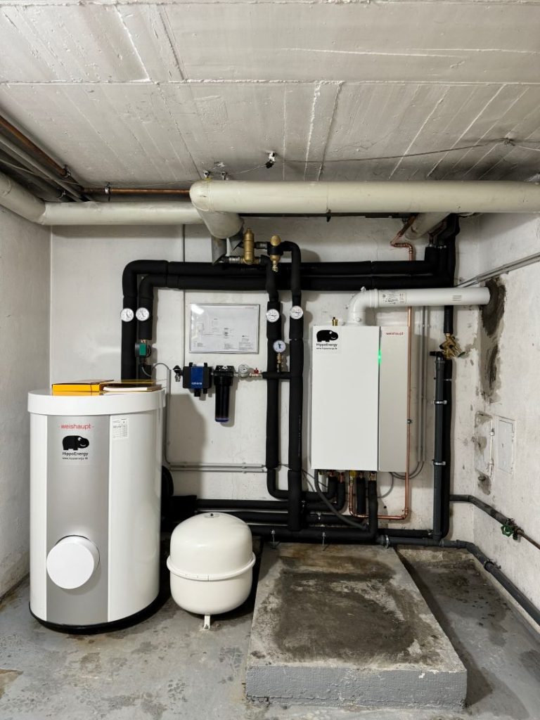 Weishaupt Gasheizung im Keller eines Hauses in Schwerte